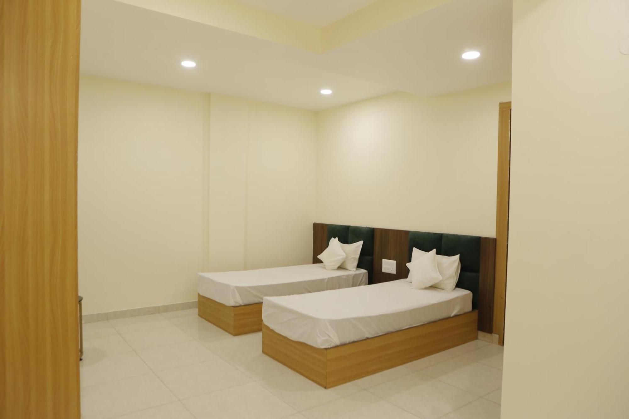 Hotel The Blue Vista Greater Noida Exterior foto