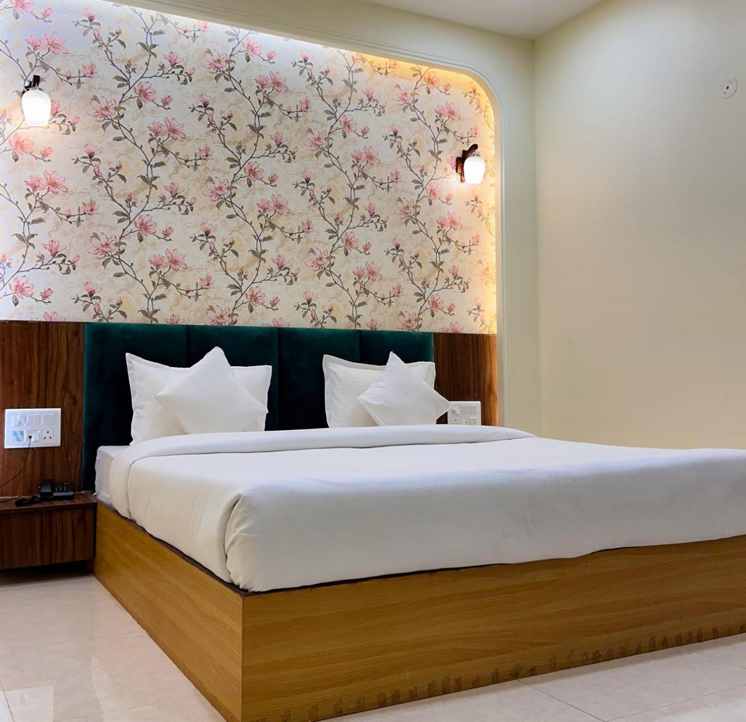 Hotel The Blue Vista Greater Noida Exterior foto